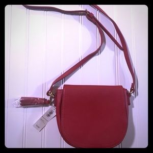 Old Navy Bags - Old Navy cross body bag Old Navy Bags - Old Navy cross body bag